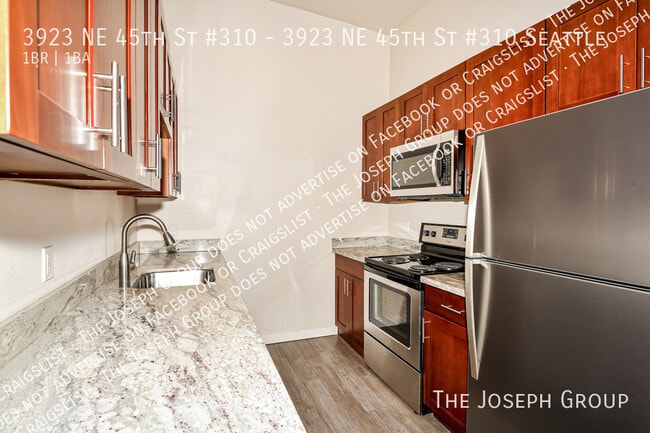 Photo - 3923 NE 45th St Unit 3923 NE 45th St #310 Seattle