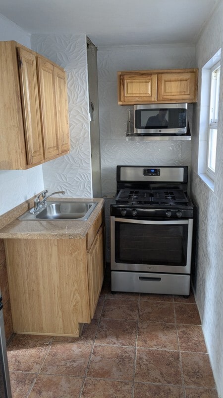 Photo - 1228 West 700 S