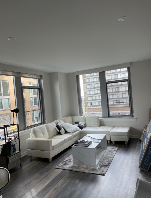 Photo - 400 Army Navy Dr