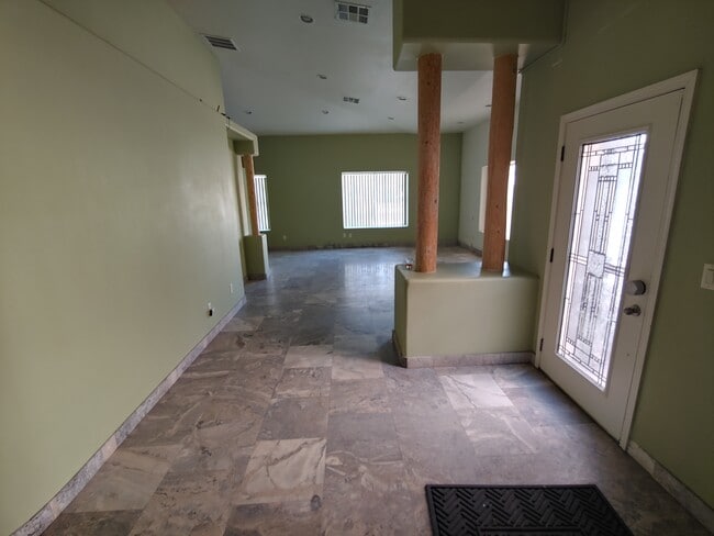 Photo - 69 E Columbus Ave Unit 1