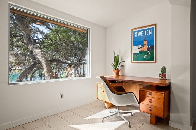 Photo - 14313 Geronimo St