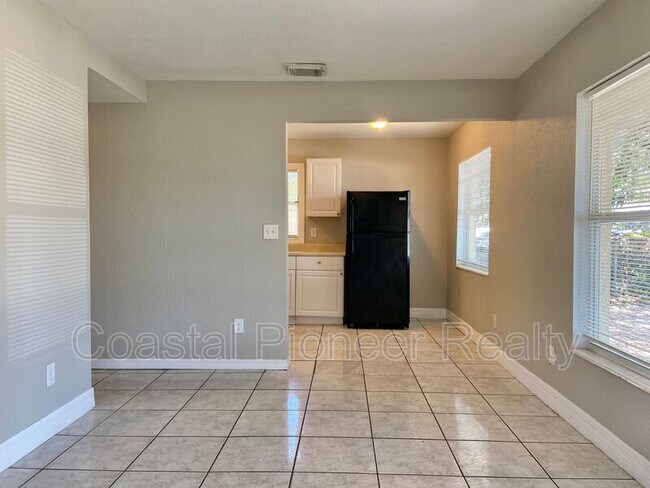 Photo - 2345 W St Conrad St