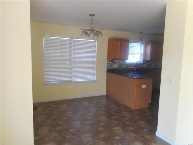 Photo - 219 Hawksbury Pl