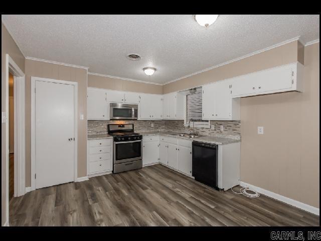 Photo - 4716 Buckingham Pl