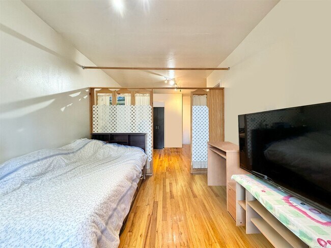 Photo - 9248 52nd Ave Unit 2B