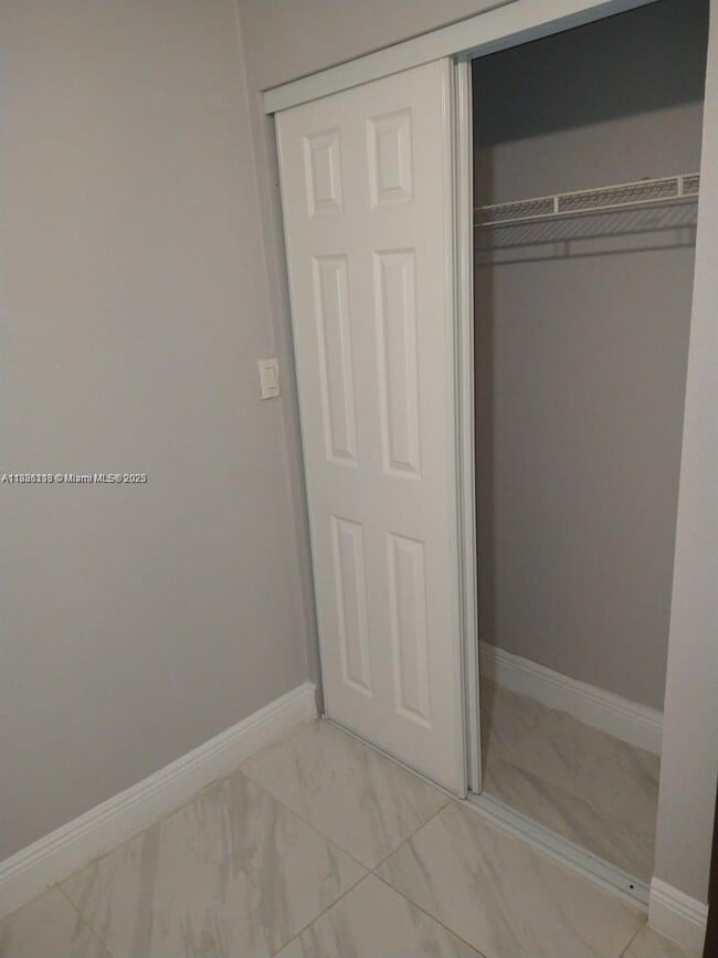 Photo - 1275 NW 58th Ave Unidad 0