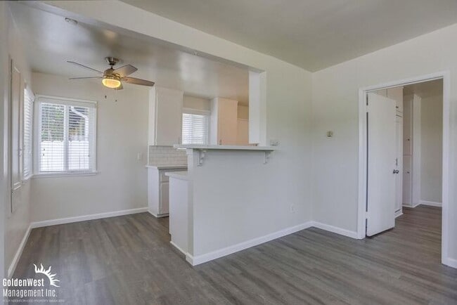 Photo - Beautiful 1Bdm 1Ba Cottage-Style Apartment...