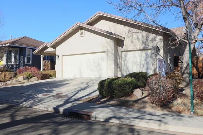 Photo - 8701 White Fir St