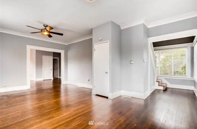 Photo - 8633 Wabash Ave S