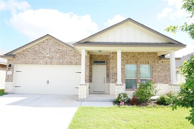 Photo - 231 Reagor Dr