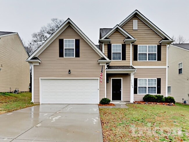 Building Photo - 11709 Oak St