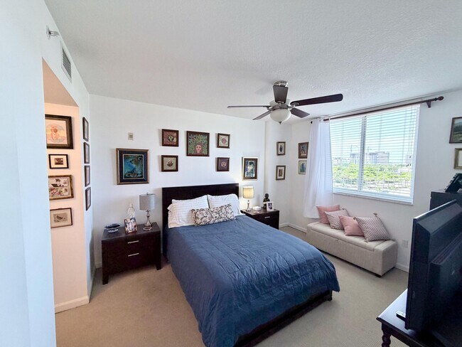 Photo - 2775 NE 187th St Unit 505