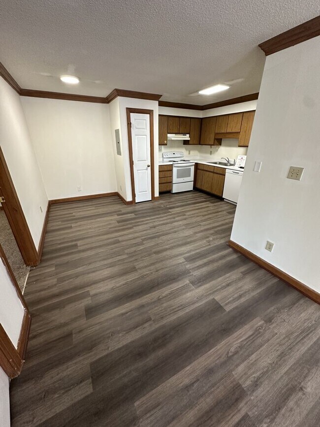 Photo - 2 Bedroom 2 Bathroom Condo!