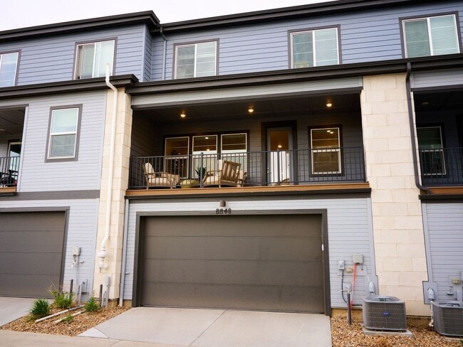 Photo - 8848 Fraser River Lp