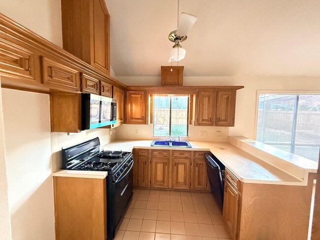 Photo - 16214 Dunmoor Dr