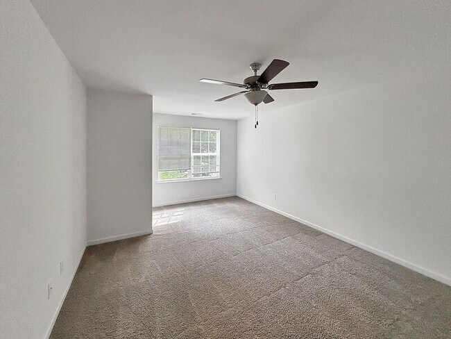 Photo - 3028 Reid Ave