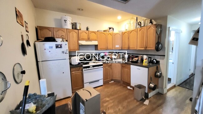 Photo - 131 Brook St Unit 3