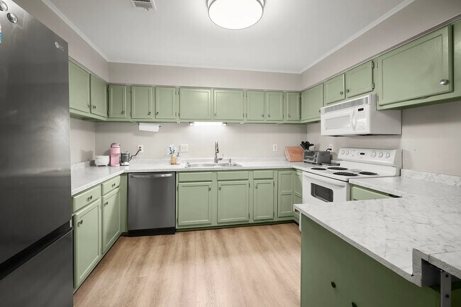 Photo - 5518 Moorstone Dr