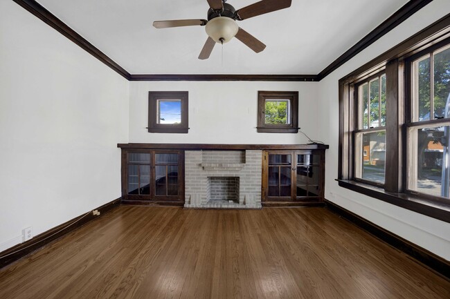 Photo - 2439 W Birchwood Ave Unit 1W