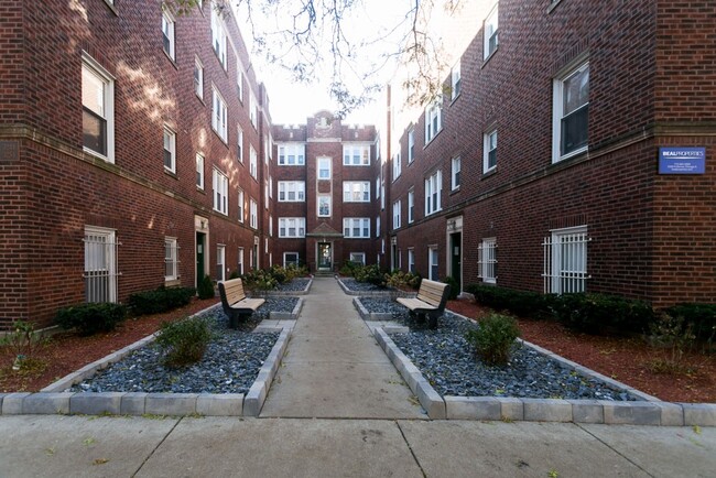 Photo - 3257 N Clifton Ave Condo Unit E3