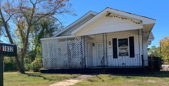 Photo - 1032 12th Ave