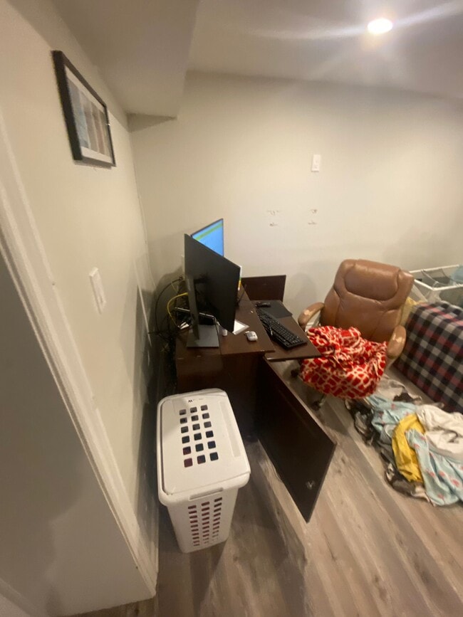 Building Photo - 116 Dorcot Ave