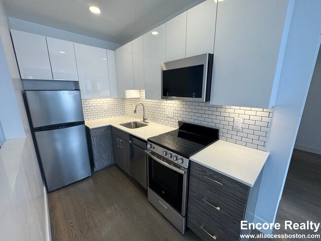 Building Photo - 121 Jersey St