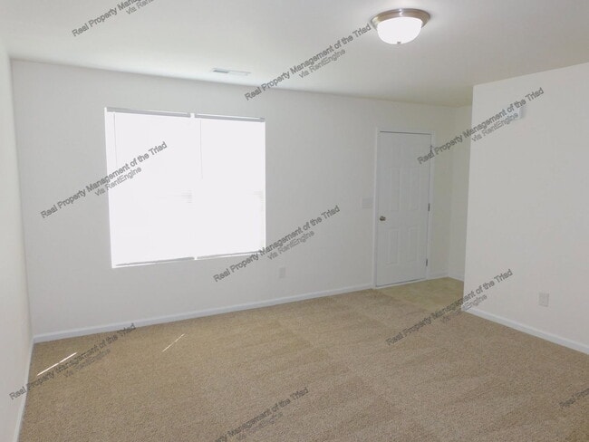 4623 Chapel Ridge Dr