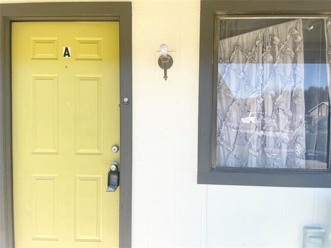 Photo - 2609 Ektom Dr Unit A