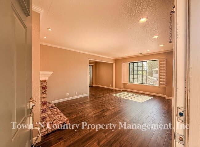 Photo - 1051 Riker St Unit 8