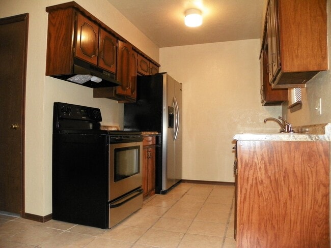 Photo - 3 Bedroom Brick home in Tecumseh