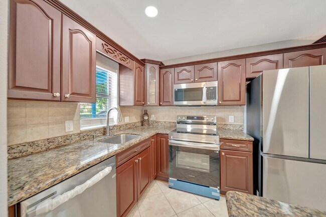 Photo - 11640 NW 39th St