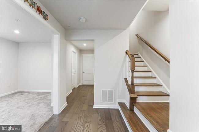 Photo - 401 Blue Welsh St Townhome