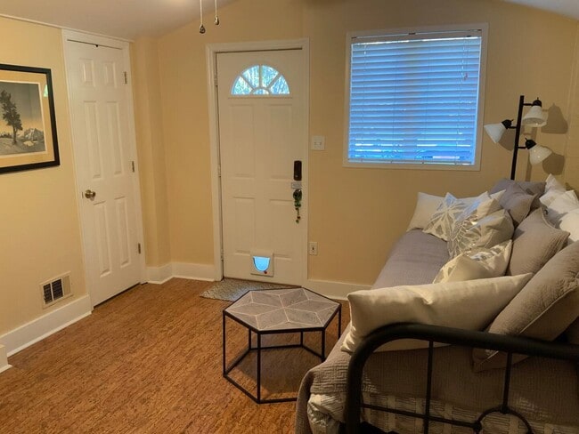 Photo - 1521 Marion Ave