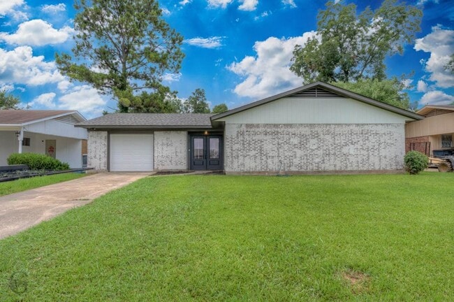 Photo - 1710 Ray Ave