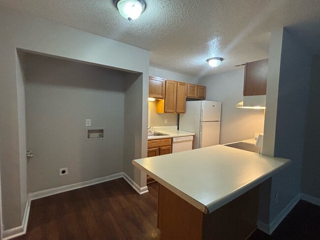 Photo - 6403 Starbrook Dr