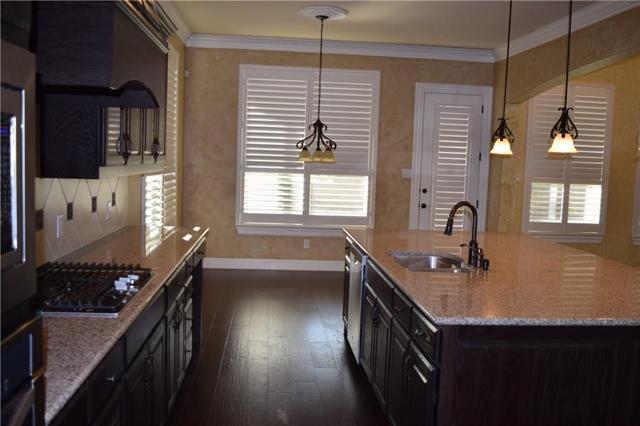 Photo - 115 Oakwood Ln