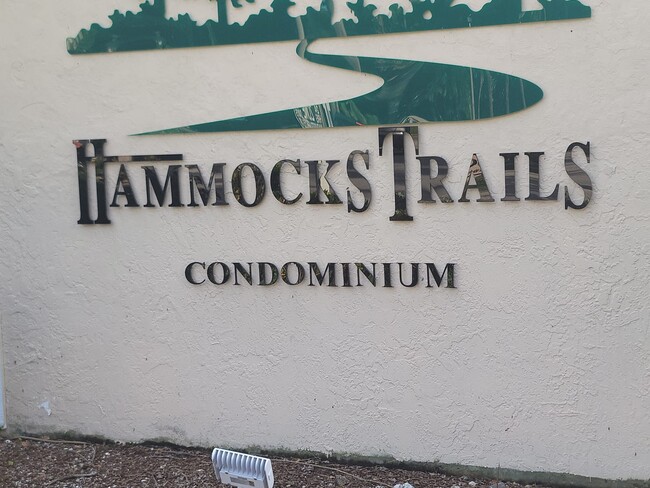 Building Photo - 15285 SW 107th Ln Unit 208