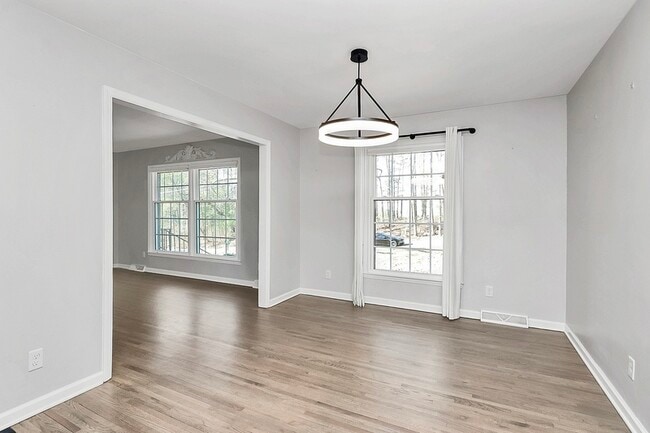 Photo - 1932 Stoneyridge Dr