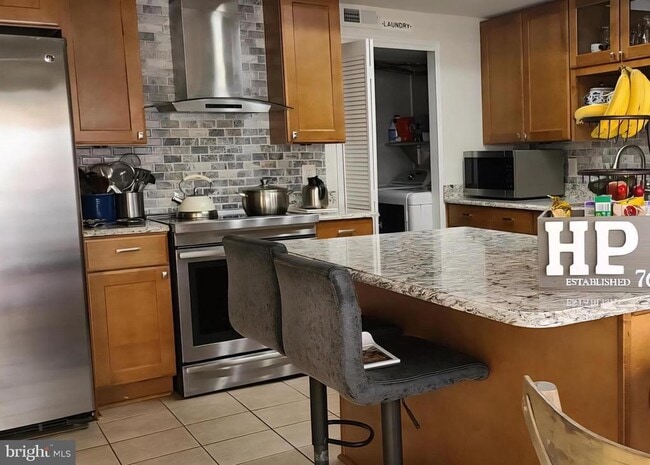 Photo - 24 Biscayne Pl