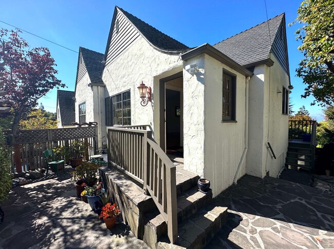 Photo - 1192-1198 Laurel Unidad 1192