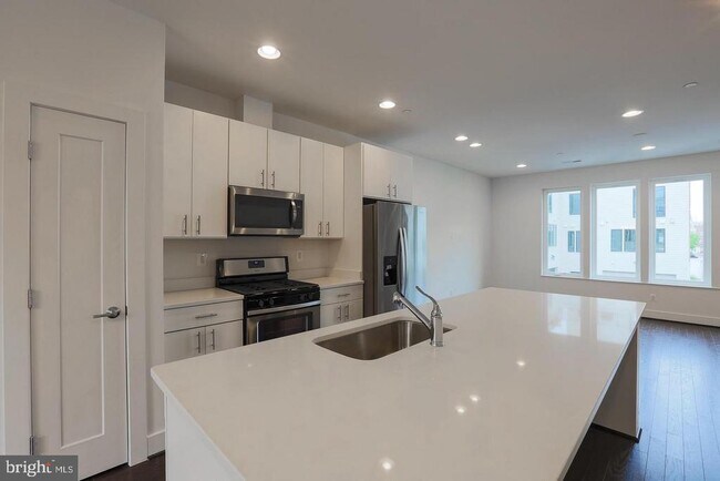 Photo - 1235 Cooksie St