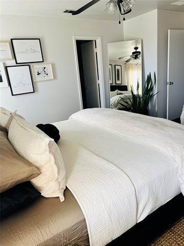 Photo - 1308 Divine Dr