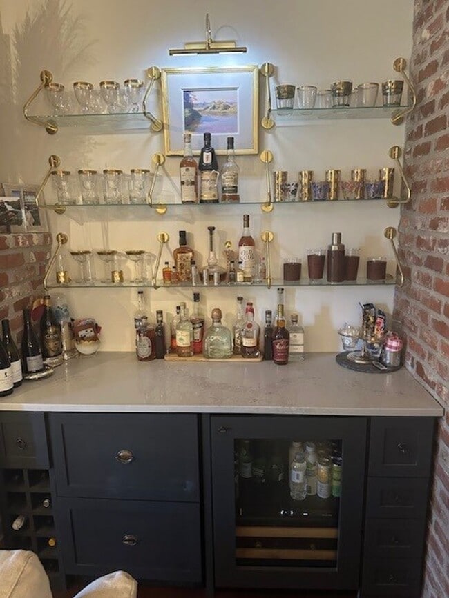 Photo - 3BR/3BA For Rent Unit 4105