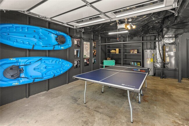 Photo - 2 Southport Ln