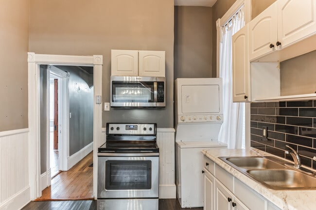 Photo - 2114 Lincoln St