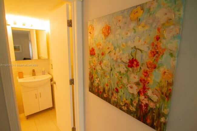 Photo - 753 Michigan Ave Unit 2C