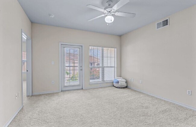 Photo - 2101 S Lakeline Blvd Unidad 1025