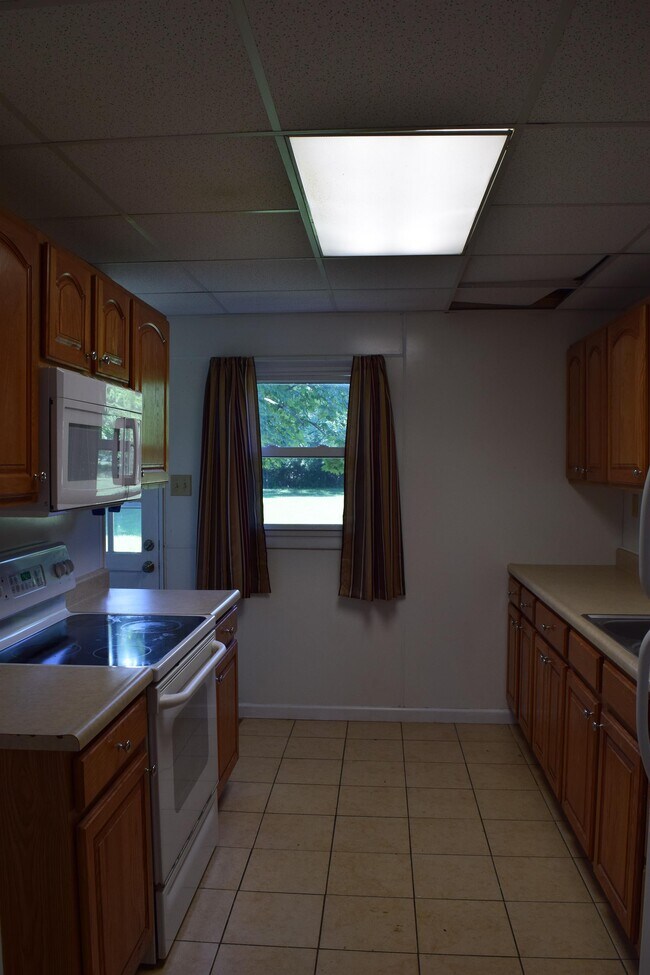 Photo - 331 E Chestnut St