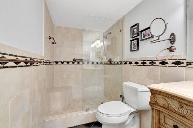 Photo - 14823 Cumberland Dr Unit 202